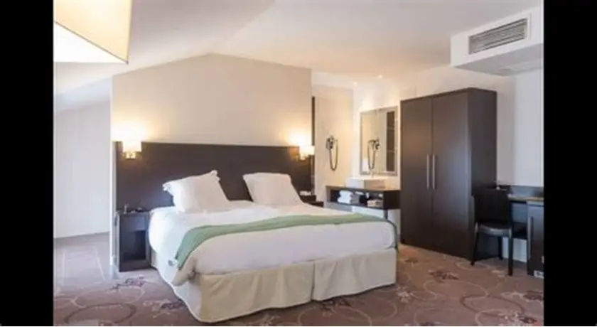 Hôtel La Frontière